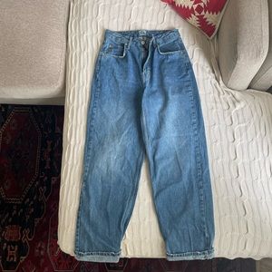 BDG High Rise Baggy Jeans Size 28